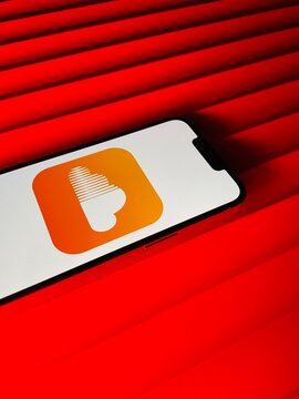 soundcloud photo. soundcloud on screen. 	
