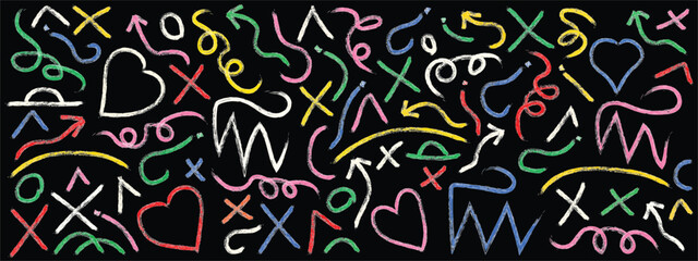 Naklejka premium Colorful seamless pattern with bold brush drawn punk symbols. Bold arrows, skull, crown and heart shapes background. Brush drawn punk graffiti background for street art or urban design