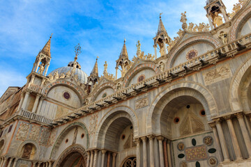 Fototapeta premium Patriarchal Cathedral Basilica of Saint Mark (Basilica di San Marco) in Venice, Italy