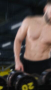 Smooth Vertical Zoom Out Transition