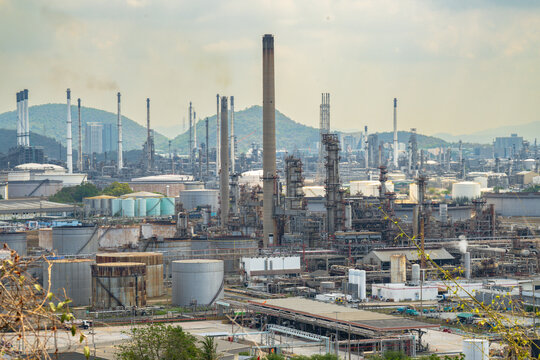 Industrial plant Large oil refinery