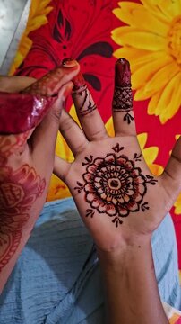 Beautiful Mehendi Hand Drawing Art video. Simple Mehendi Hand Design Closeup. 
