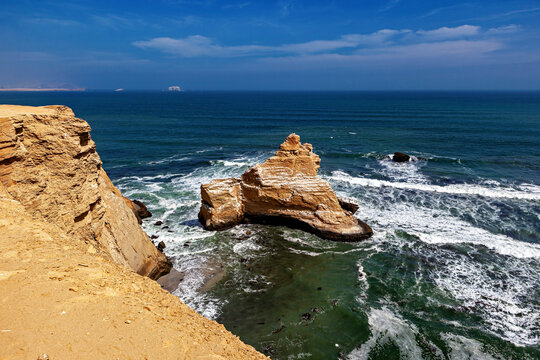 The rocky coast near Paracas in Peru
