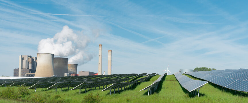 Umwandlung Braunkohlekraftwerk hin zu erneuerbaren Energien in NRW 