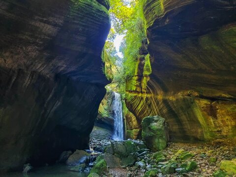 Cascata das Andorinhas - Rolante - famous waterfall in a cave in Rio Grande do Sul