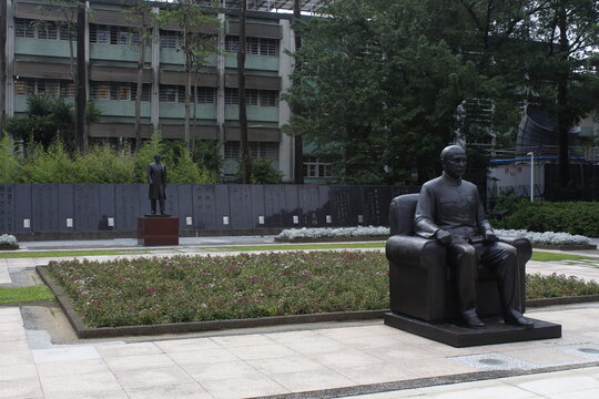 Dr. Sun Yat Sen bronze statue in Taipei, Taiwan