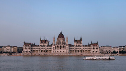 Naklejka premium Palazzo del Parlamento Budapest