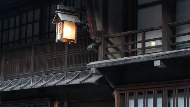 宿場町の門灯
