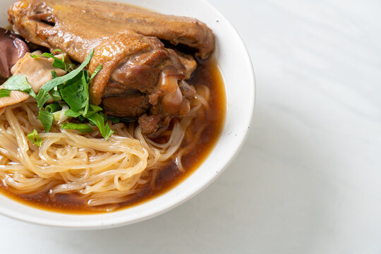 Braised duck noodles with brown soup