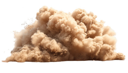 Dynamiczna, gęsta chmura piaskowego pyłu unosząca się z ziemi na białym tle, przedstawiająca eksplozję lub ruch. © Avrilin