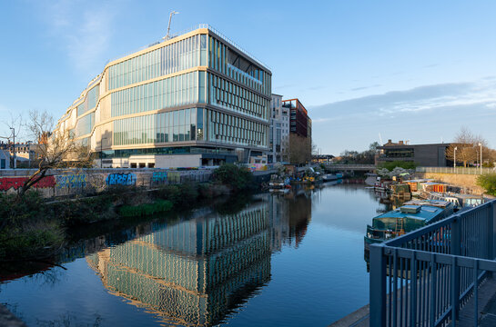 London. UK- March 29. 2026. A view of the Google headquarter building from the Regents Canal in King's Cross.