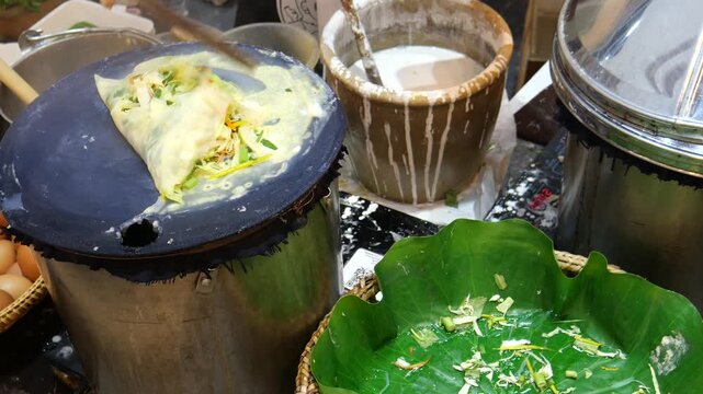 Khao Perb, Thai steamed rice wrapper noodles from Sukhothai province 