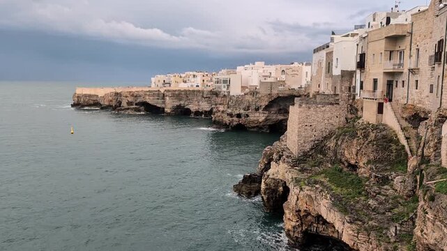 Temporale in arrivo a Polignano a Mare, Puglia
