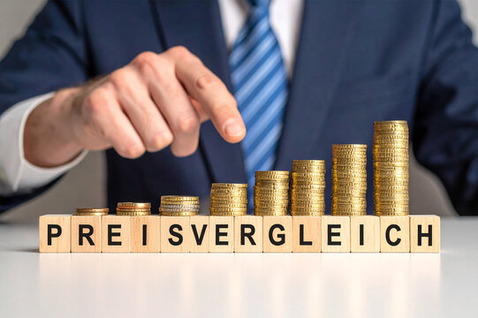 Preisvergleich - Geschäftsmann zeigt auf das Wort "Preisvergleich"