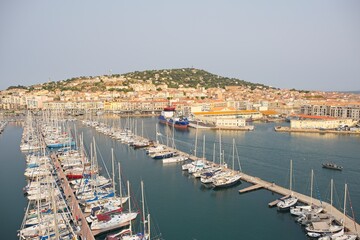 Obraz premium The port of Sète in southern France in the morning light