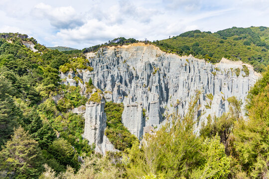 Putangirua Pinnacles