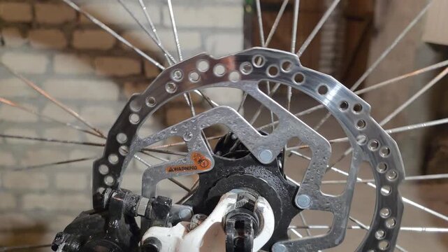 bicycle repair bicycle disc spokes spinning wheel