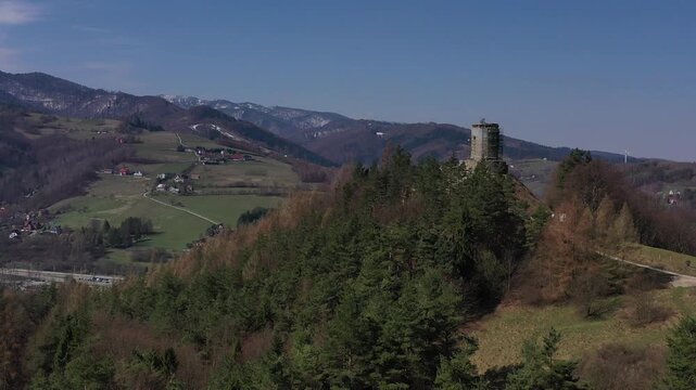 Rytro zamek wiosna 2026
