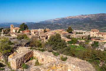 Fototapeta premium Siurana is a medieval village on top of a cliff, located in the lower part of the Gritella mountain range, Priorat region, Cornudella municipality, province of Tarragona, Catalonia, Spain