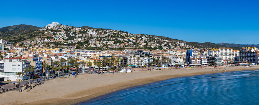 Pe&ntilde;&iacute;scola Beach Panoramic View, Costa del Azahar, Castell&oacute;n, Spain