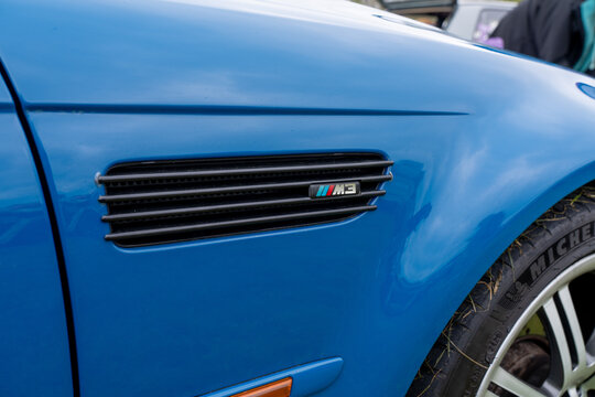 BMW M3 Coupe E46 Laguna Seca Blue