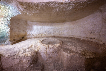 Rock-cut chamber in St Paul's Catacombs - Rabat, Malta © demerzel21