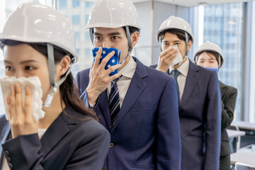 高層ビルの避難訓練 © Zoey106