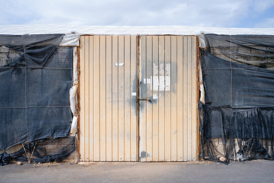 agriculture gate camp greenhouse entrance door plastic sea invernaderos detail facade industry garden close - Poniente Almeriense - Dal&iacute;as, Almer&iacute;a, Spain - 2025