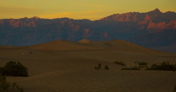 Sunrise Over Mesquite Dunes Death Valley Desert Dawn Timelapse