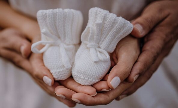 escarpines tejido para bebe recien nacido, foto prenatal