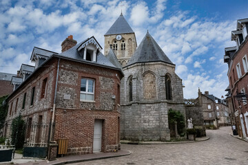 Fototapeta premium Veules-les-Roses on the Cote d’Albatre in Normandy, the Saint-Martin church 