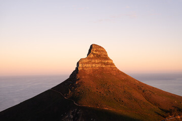 Fototapeta premium Lion's head of Capetian at sunrise