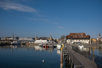 Fototapeta premium Bodensee, morgens am Hafen von Konstanz
