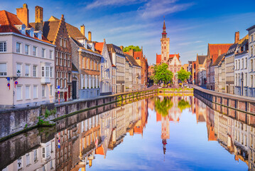 Fototapeta premium Bruges, Belgium, West Flanders. Sunrise golden hour at Spiegelrei Canal