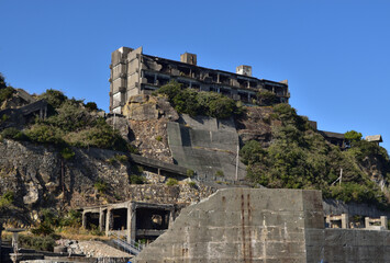 端島（軍艦島）施設跡  © 浩明 佐藤