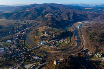 Muszyna, Małopolska, widok z powietrza, przedwiosnie © Maciej G. Szling