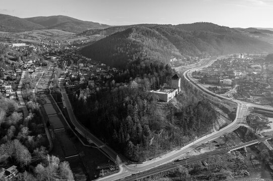 Muszyna, Małopolska, widok z powietrza, przedwiosnie