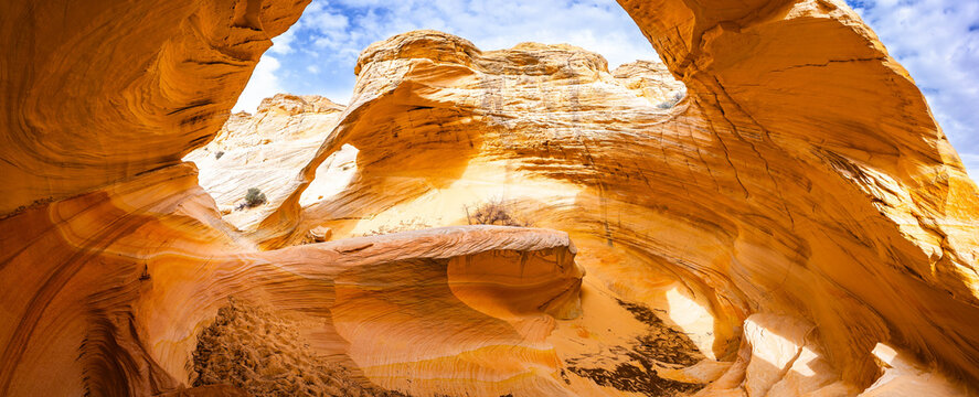 Melody Arch and Dannys Arch Panoramic View in Coyote Buttes North Arizona