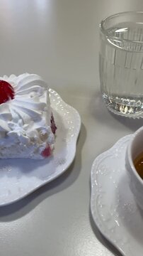 Coffee with cake