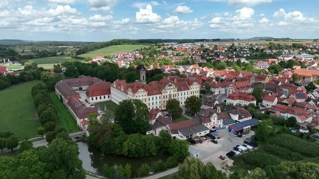 Aerial view, Residenz Ellingen, with the Ellingen estate and castle brewery, High Baroque, Ellingen, Franconian Lake District, Middle Franconia, Franconia, Bavaria, Germany 