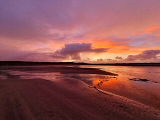 Obraz premium Sunset at Howmore Estuary