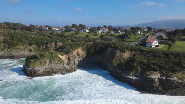 Le quartier de la sainte Barbe &agrave; Saint Jean de luz, vue a&eacute;rienne, crique sur le sentier du littoral