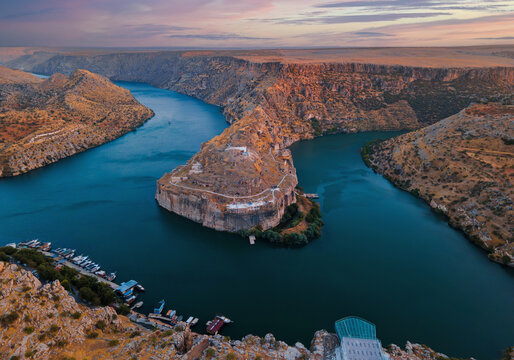 Rumkale fortress stands on cliffs at the confluence of the Euphrates River and Merzimen Stream in Nizip Gaziantep, T&uuml;rkiye, offering dramatic views and rich historical heritage.