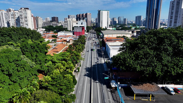 Sao Paulo Skyline At Sao Paulo In Brazil. Francisco Matarazzo Avenue. Downtown District. Highrise Buildings. Sao Paulo Skyline At Sao Paulo In Brazil. Agua Branca Neighborhood. 