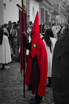 Nazareno/hooded penitent