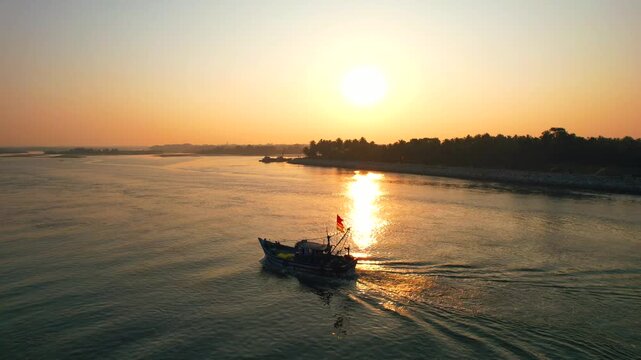 Seawalk, Kundapura Sea Walk, Gangolli Sea Walk, Kodi Beach, Gangolli Beach, Fishing Boat