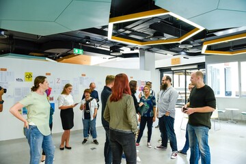 Obraz premium Modern office team collaboration photo