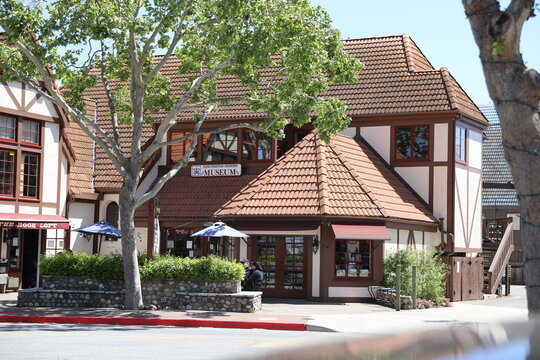 Outside look Hans Christian Andersen Museum of Solvang