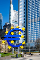 Willy Brandt Platz, Frankfurt am Main, Deutschland © Sina Ettmer