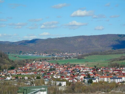 Einmal rund um den Kohnstein bei Nordhausen mit Ausblicken auf den S&uuml;dharz und Niedersachswerfen im Vorfr&uuml;hling
